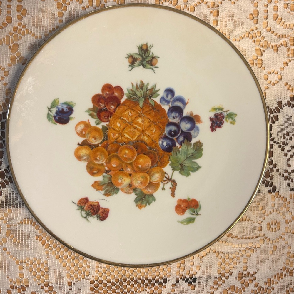 🍇Vintage 1960s 🍍Bavarian Fruit Design Dessert Plate🍓 8” West Germany🇩🇪